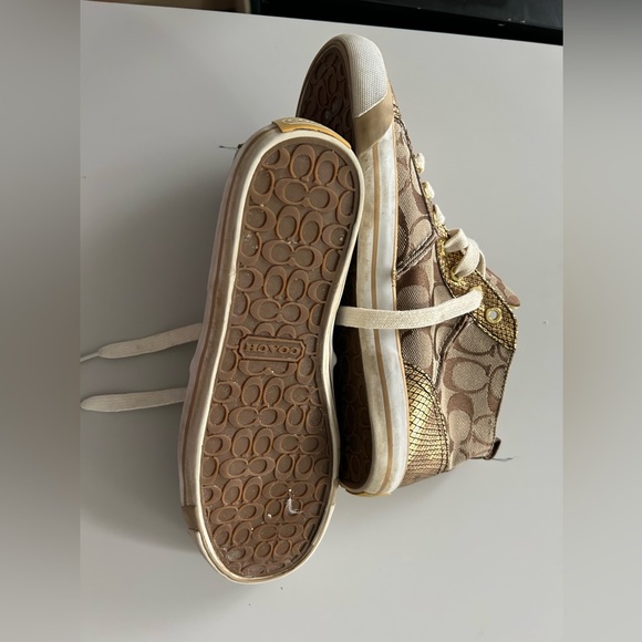 Coach gold sneakers sz 8 - Picture 3 of 4